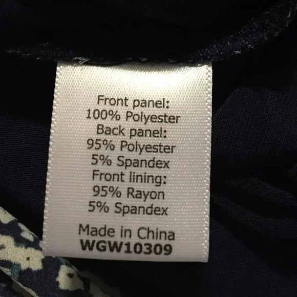 NEW 41 Hawthorn Women Medium Blue Floral Clearwater Surplice Blouse - Picture 6 of 6